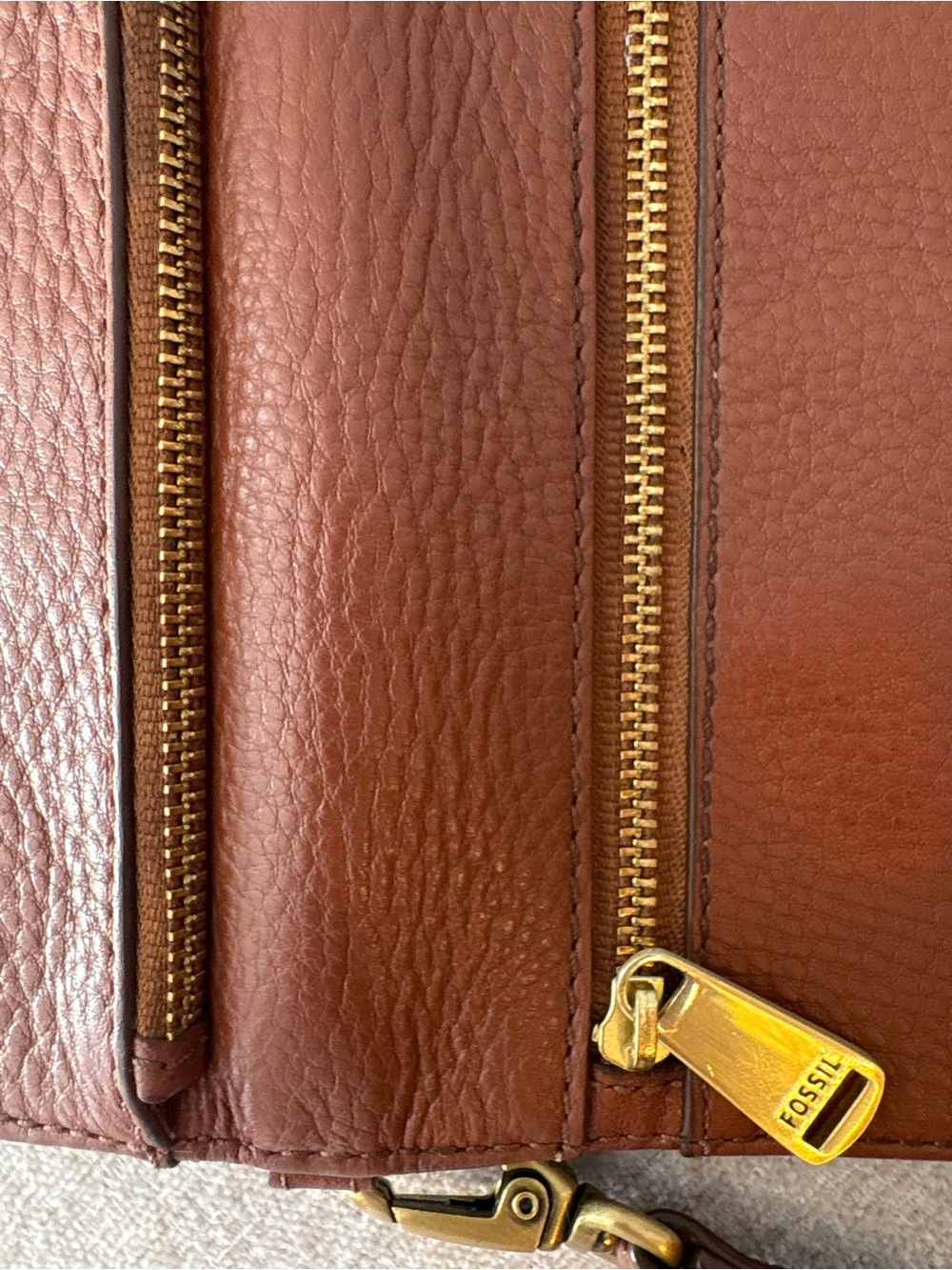 Fossil Brown Leather Wristlet Wallet with Gold Hardware - Picture 4 of 6